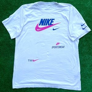 Nike Sportswear Logo Tee